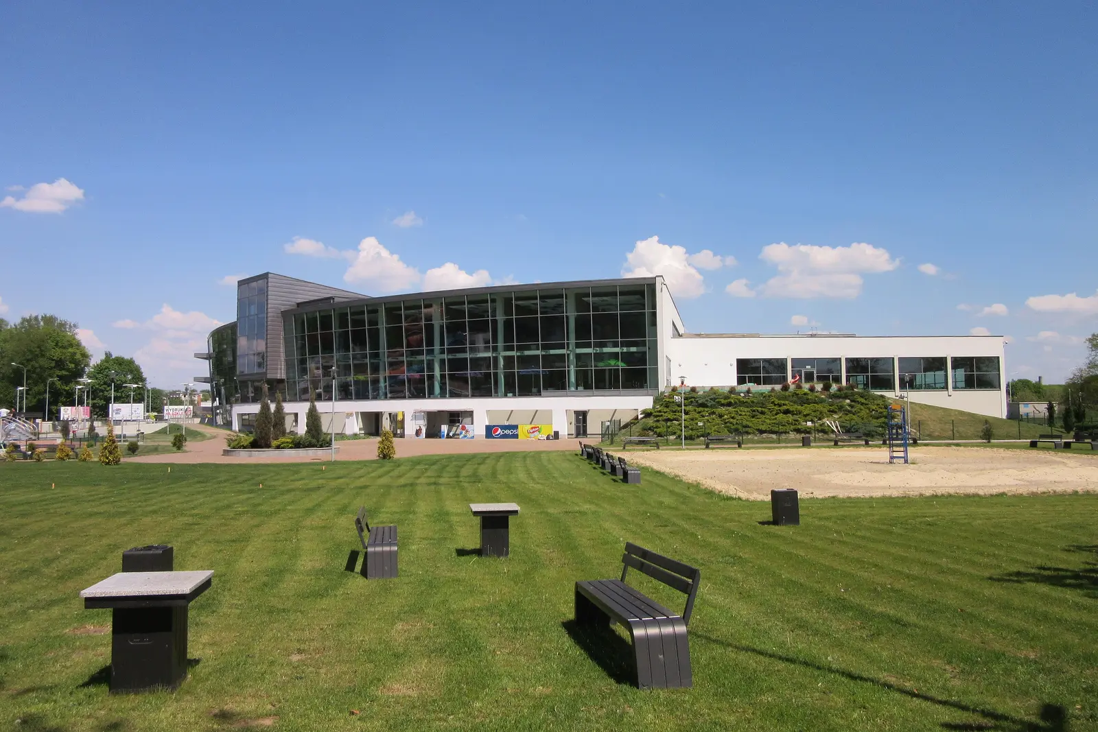 Budynek Aquaparku Kalisz przy ul. Sportowej